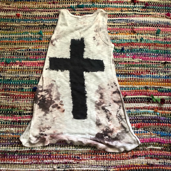 Women’s long white shirt with cross design and rhinestones - Picture 4 of 4